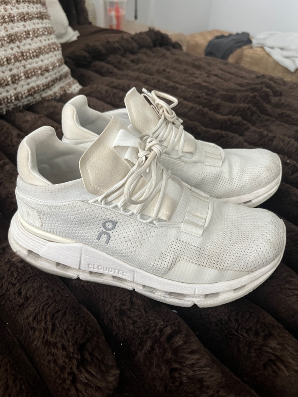 On Cloudtec Women's Athletic Running Shoes in White